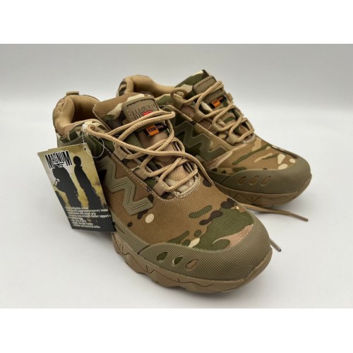 Треккинговые кроссовки «MAGNUM» летние в Серпухове